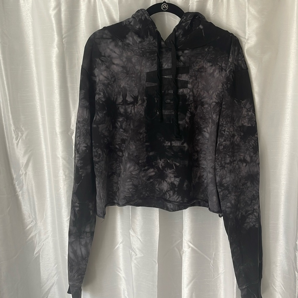 2 Pood Brand Women’s Hoodie XL
P08